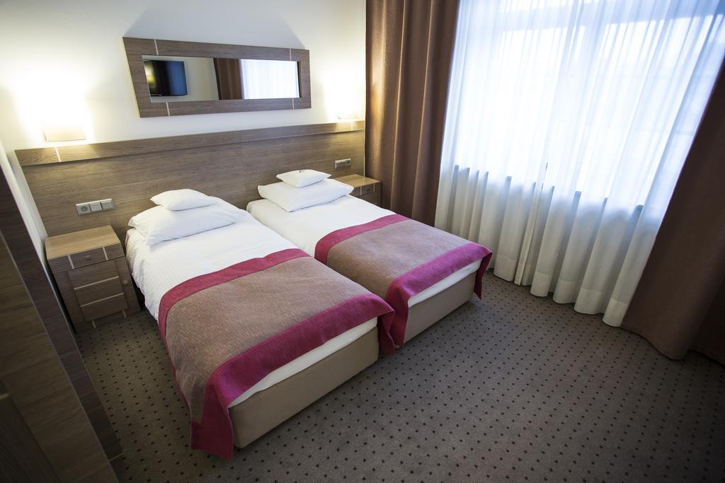 Stary Tartak Hotel Iława Cameră foto